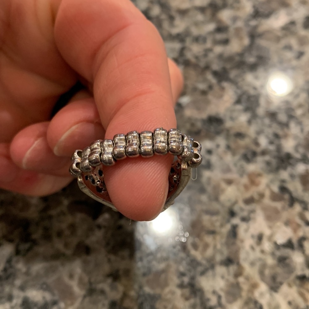Stone ring - Picture 2 of 2